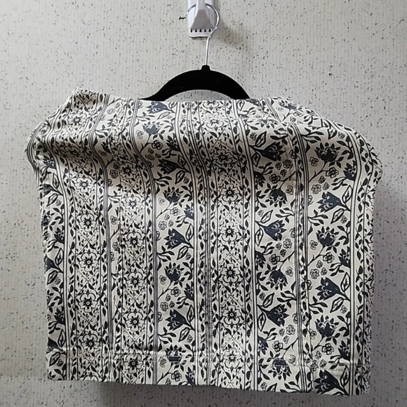 Free People Modern Femme Flower Denim Mini Stretch Skirt Size 0 MSRP $60 - Picture 2 of 5